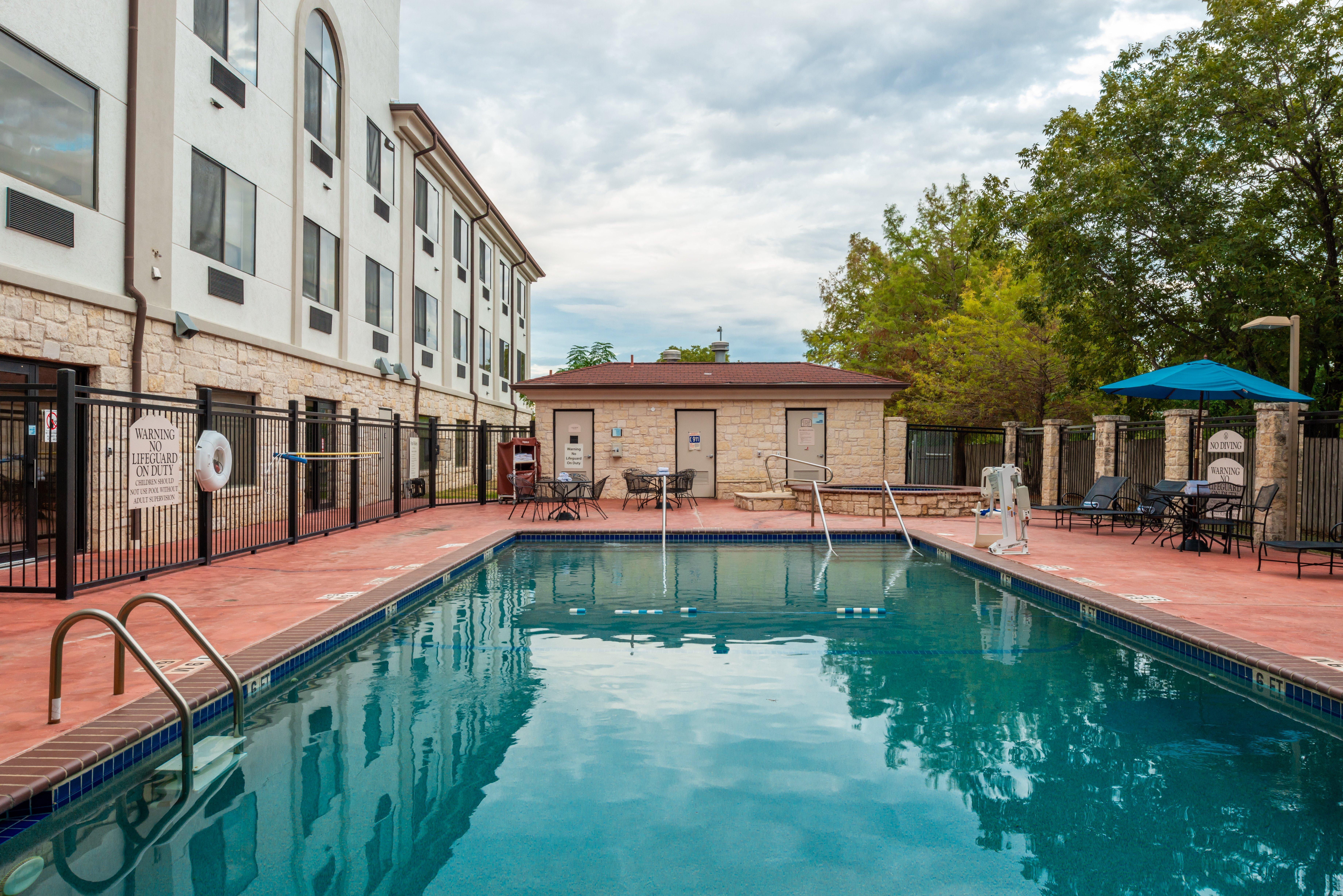Holiday Inn Express & Suites Austin Nw - Lakeline By Ihg Exteriér fotografie